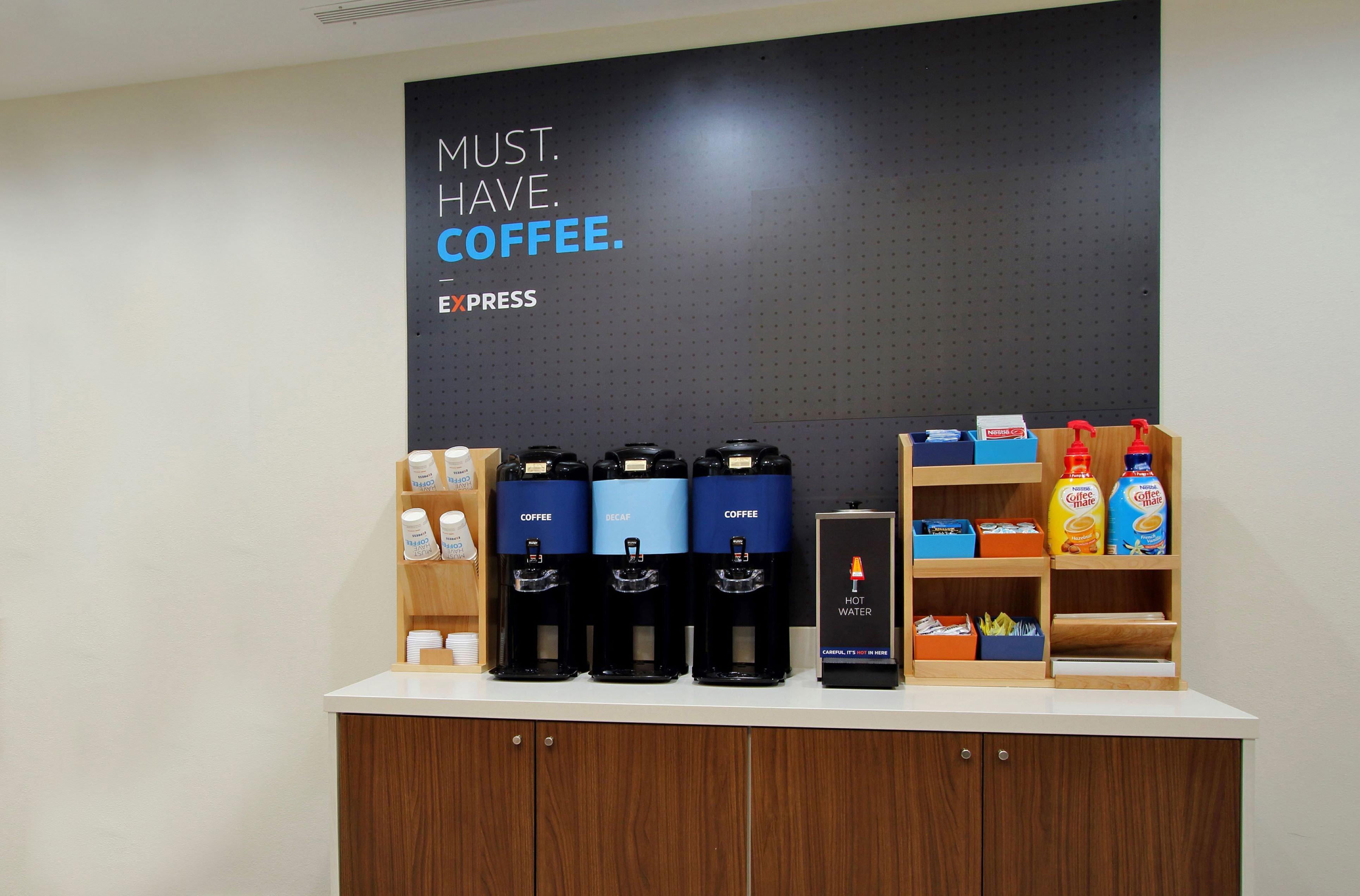 Holiday Inn Express & Suites Waterville - North By Ihg Bagian luar foto