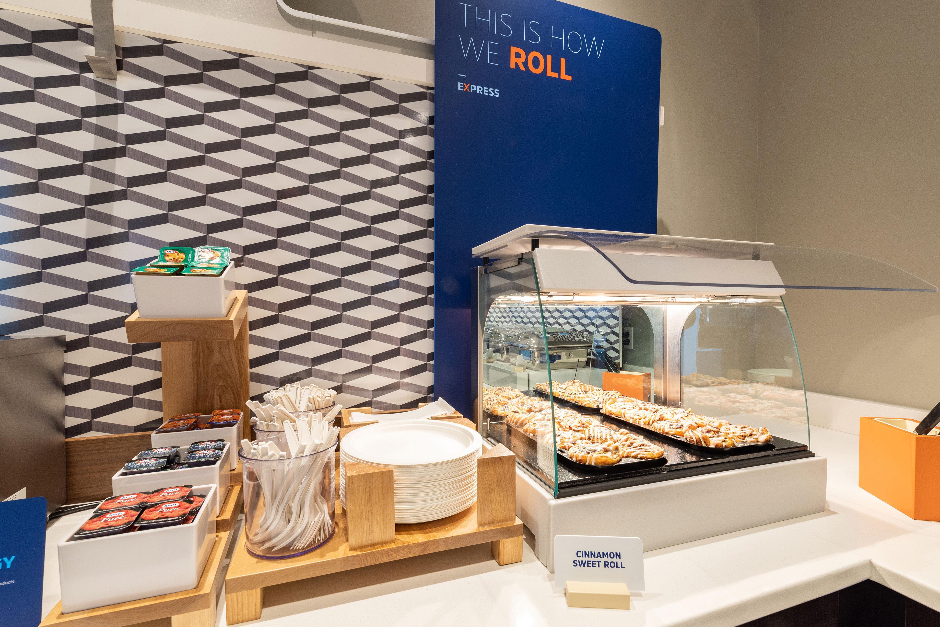 Holiday Inn Express & Suites Waterville - North By Ihg Bagian luar foto
