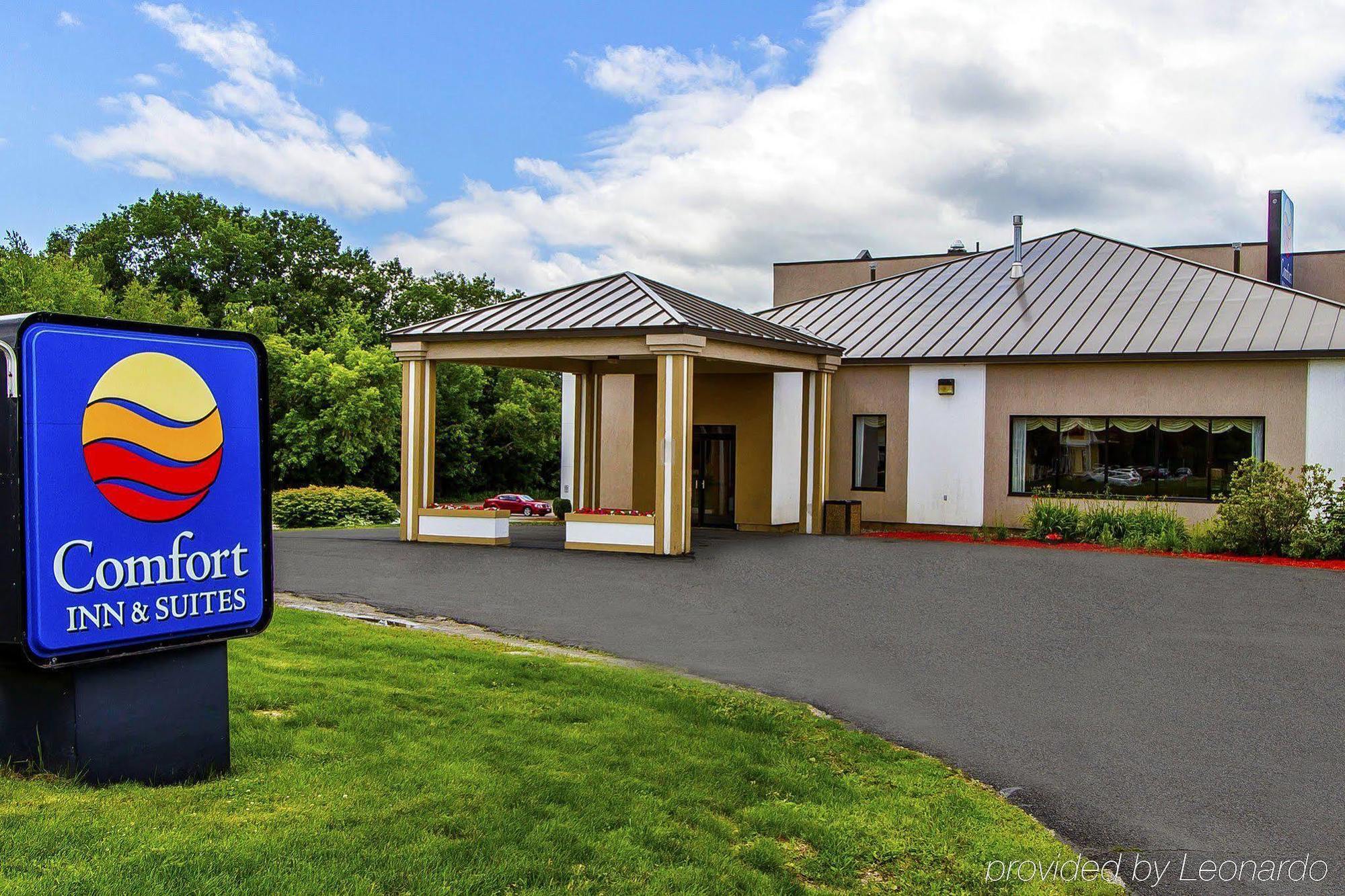 Holiday Inn Express & Suites Waterville - North By Ihg Bagian luar foto
