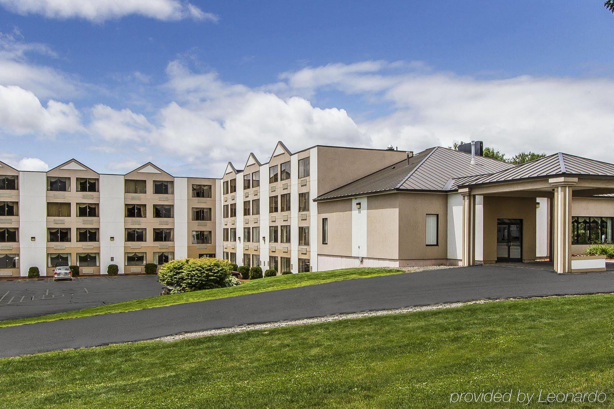 Holiday Inn Express & Suites Waterville - North By Ihg Bagian luar foto