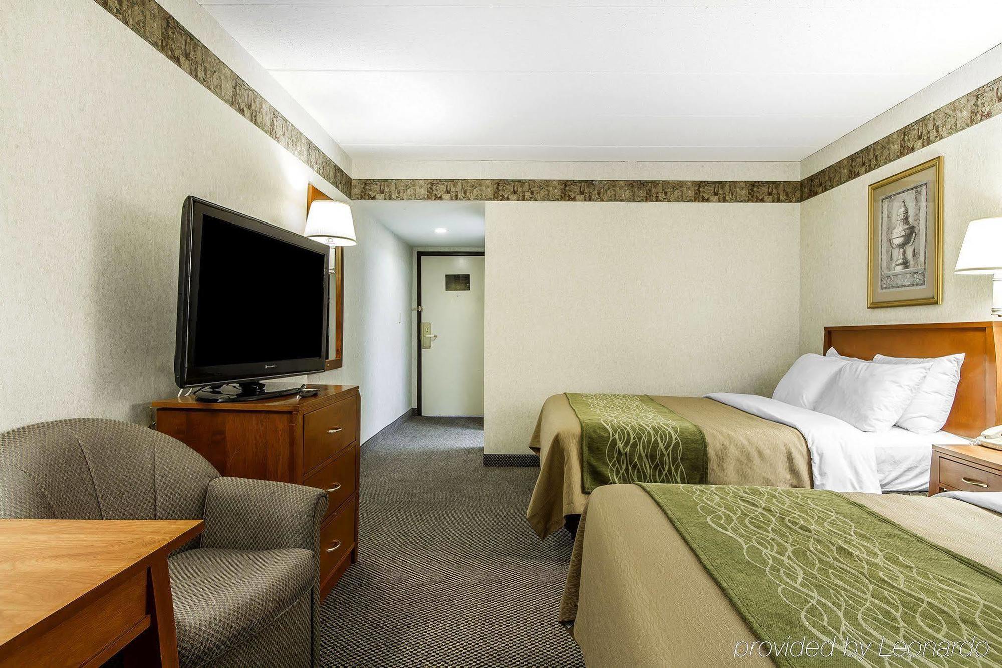 Holiday Inn Express & Suites Waterville - North By Ihg Bagian luar foto